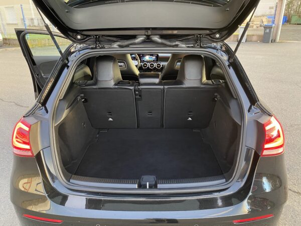 Mercedes Classe A 180d AMG Line 116cv – Image 17