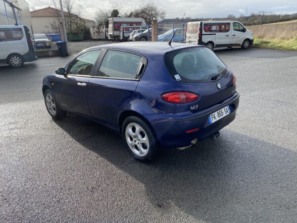 ALFA ROMEO 147 1.6 TWIN SPARK 105cv – Image 7