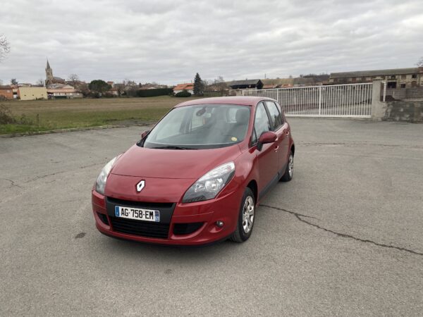 Renault Scenic 1.5 Dci 110cv – Image 3