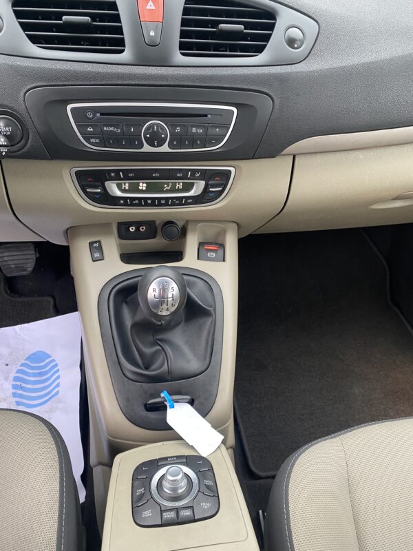 Renault Scenic 1.5 Dci 110cv – Image 10