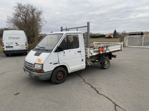 Renault Trafic Benne 2.2 D 75cv – Image 2