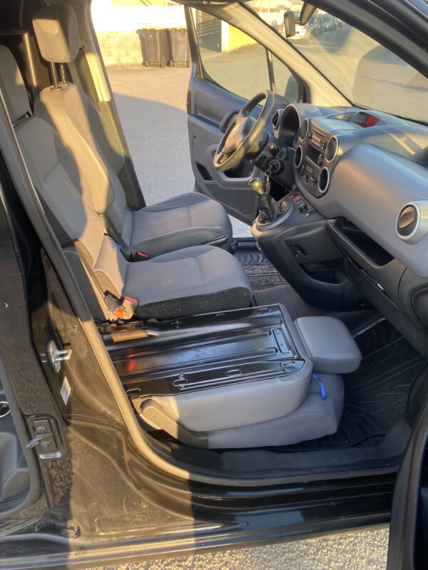 CITROEN BERLINGO 1.6 BLUEHDI  75cv – Image 21