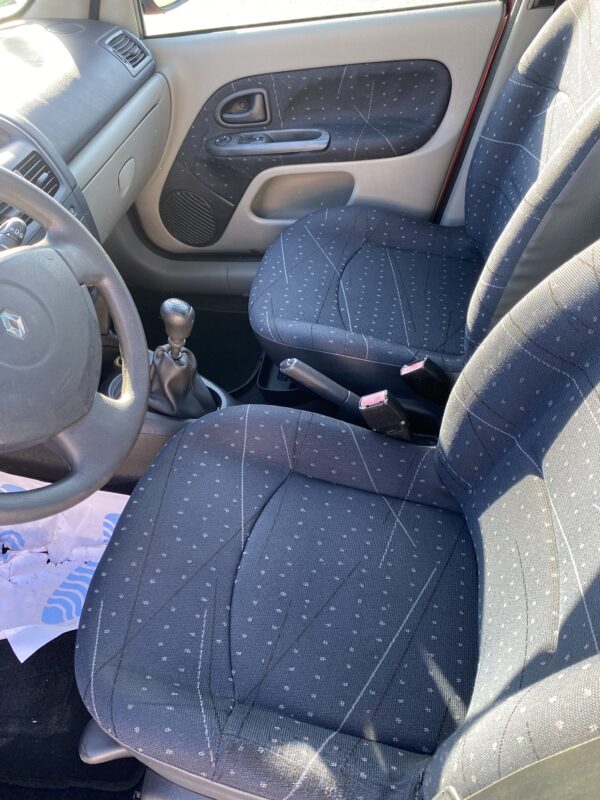 Renault Clio II 1.5 Dci 80cv – Image 8