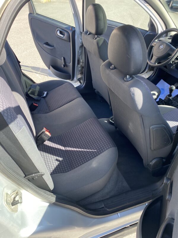 Opel Corsa 1.2i 75cv – Image 15