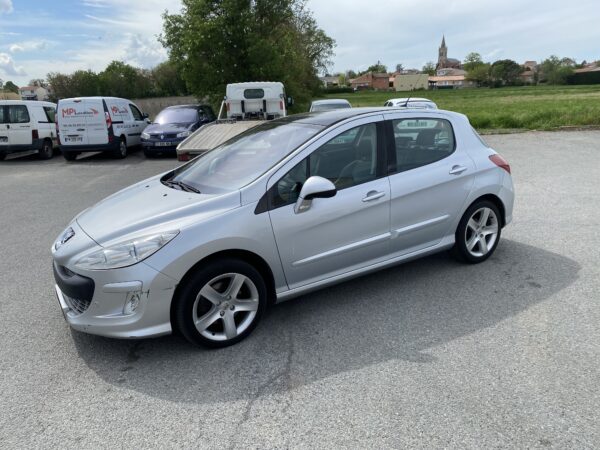 Peugeot 308 2.0 Hdi Feline 136cv – Image 2