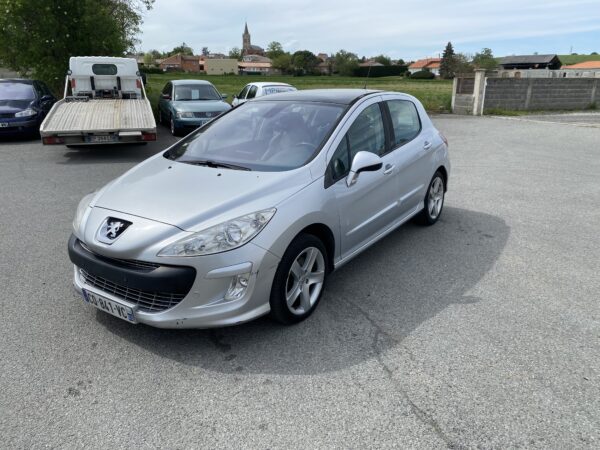 Peugeot 308 2.0 Hdi Feline 136cv – Image 3