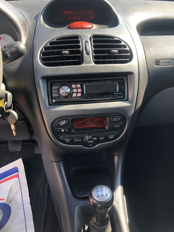 Peugeot 206 sw 1.6 HDI 110cv – Image 9
