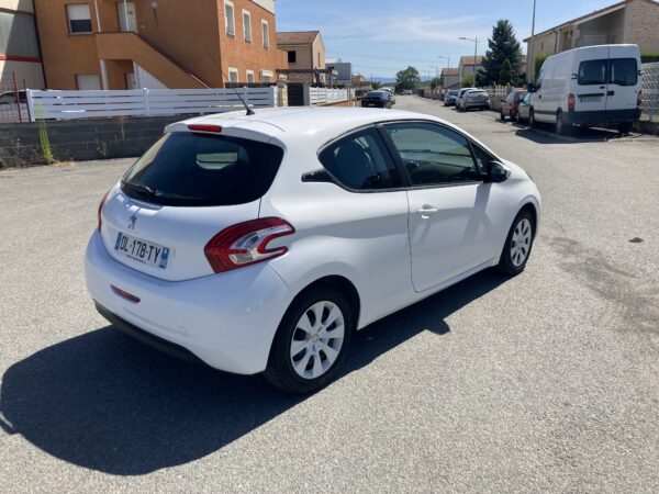 Peugeot 208 1.0 VTI 12v 68cv – Image 3