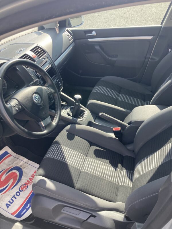 Volkswagen Golf V 1.9 Tdi 105 – Image 7