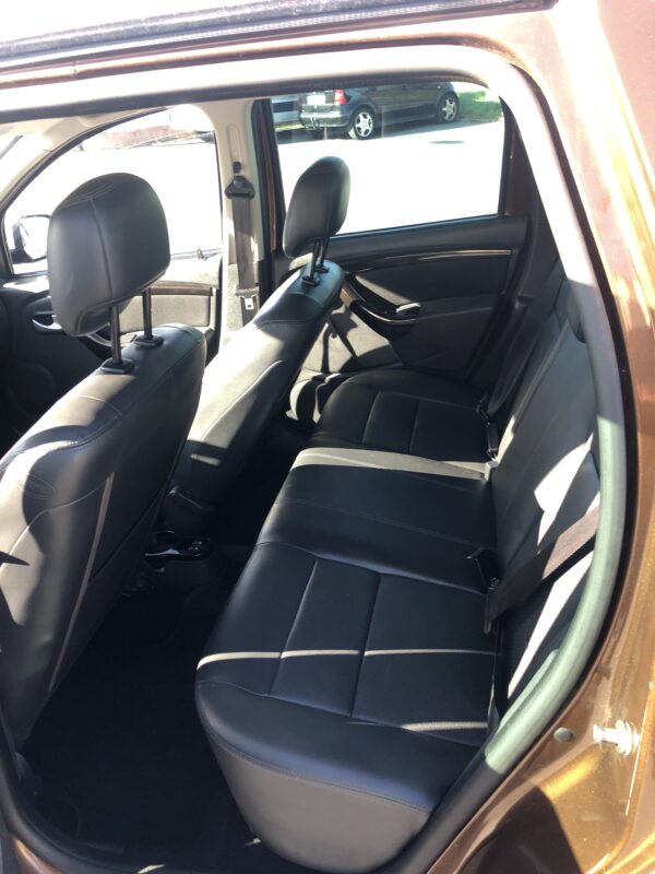 Dacia Duster 4x4 1.5 Dci 110cv – Image 11