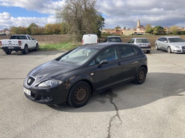 SEAT LEON 2.0 TDI 140cv – Image 2
