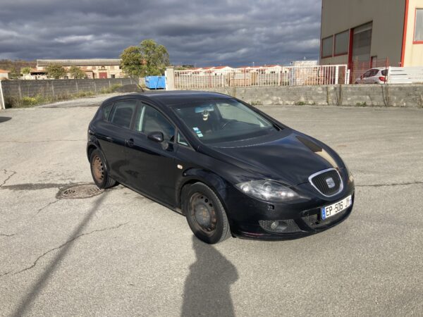 SEAT LEON 2.0 TDI 140cv – Image 4