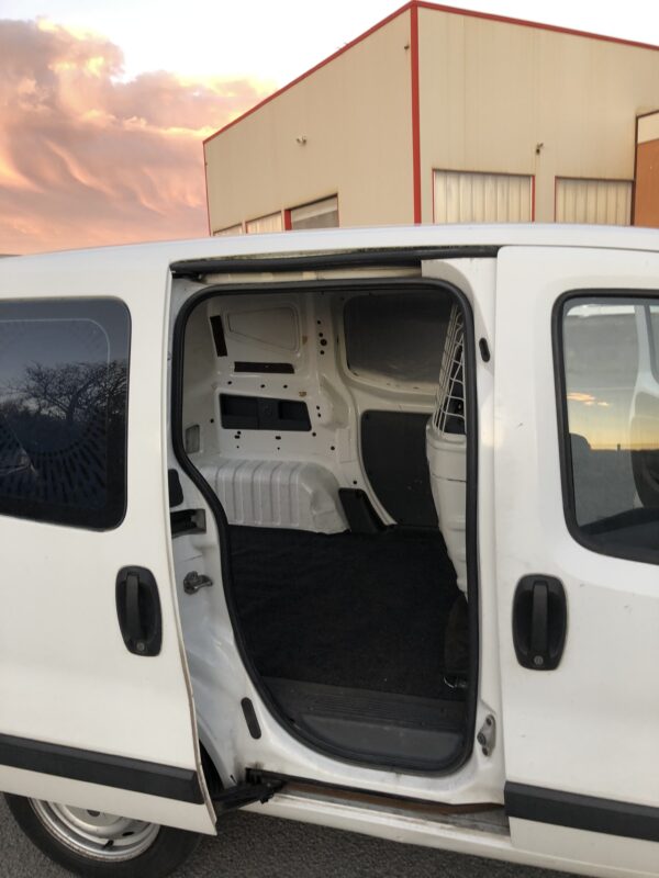 CITROEN NEMO 1.4 HDI 70cv – Image 13