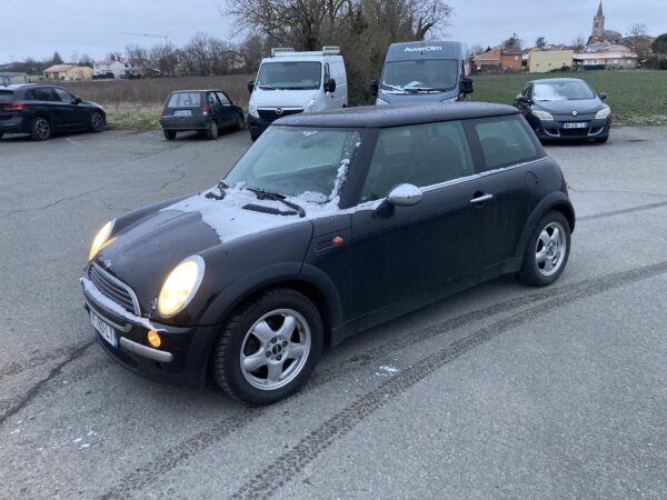 MINI ONE 1.6 16v 90cv – Image 2