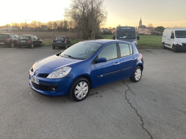 Renault Clio III 1.5 Dci 86cv – Image 2