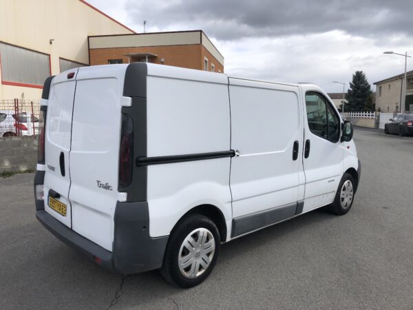 Renault Trafic 1.9 Dci 100cv – Image 6