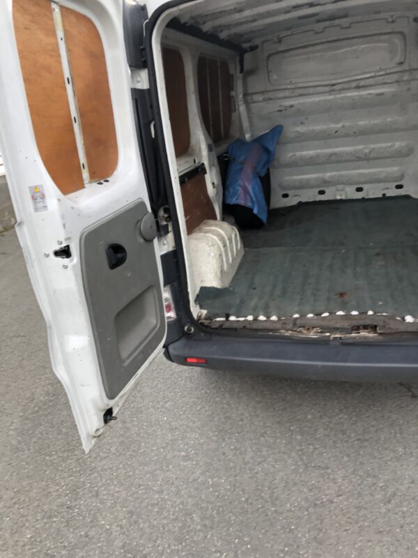 Renault Trafic 1.9 Dci 100cv – Image 8
