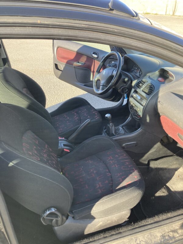 PEUGEOT 206 1.4i 75cv – Image 10