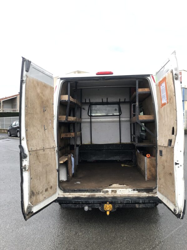 Peugeot Boxer 2.0 Hdi 7 places – Image 10