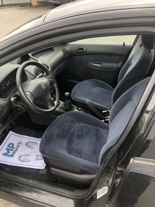 Peugeot 206 1.6 110cv – Image 8