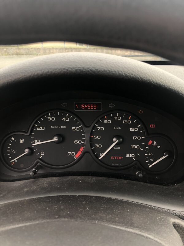 Peugeot 206 1.6 110cv – Image 10