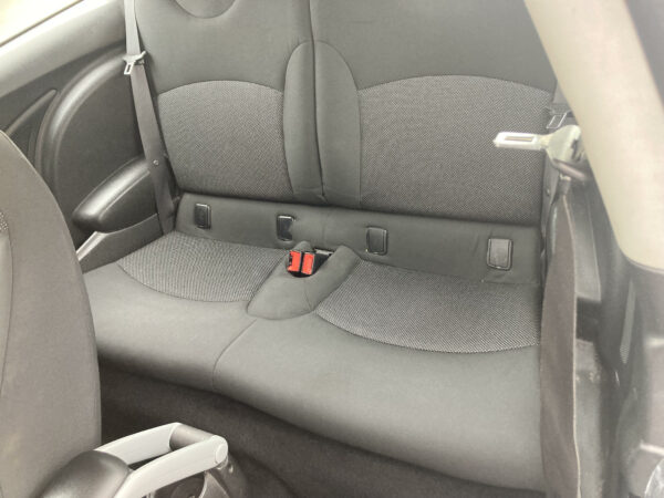 Mini Cooper 1.6 D 110cv – Image 7