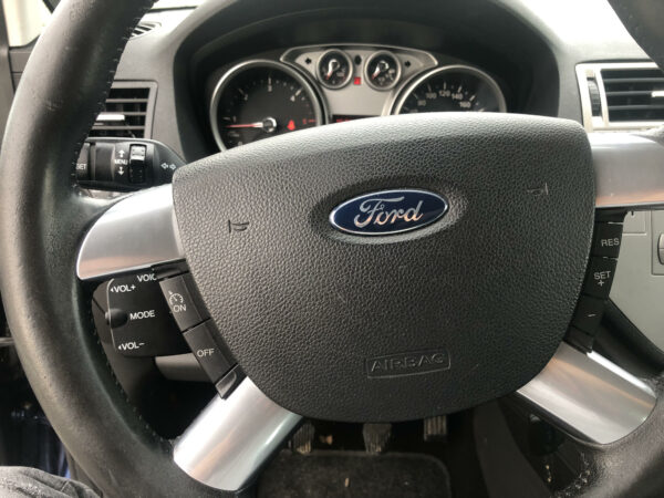 FORD C-MAX TITANIUM 1.6 TDCI 90cv – Image 11