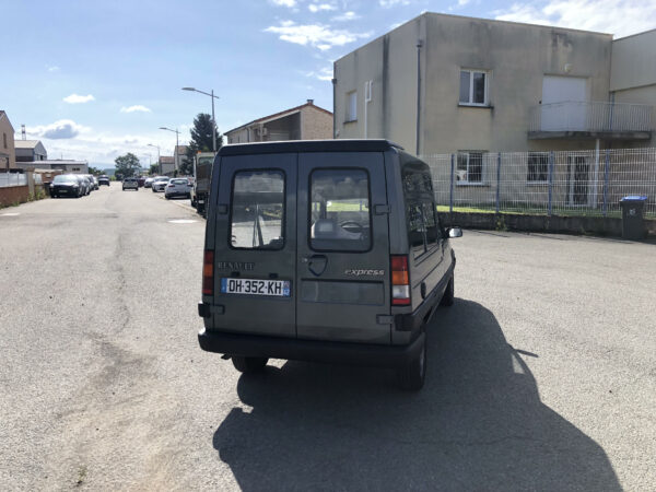 Renault Express 1.6D – Image 5