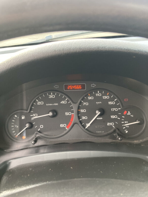 Peugeot Partner 2.0 Hdi 90cv – Image 8