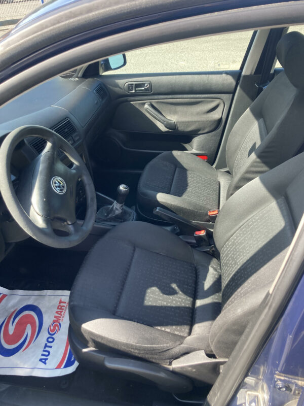 Volkswagen Golf IV 1.4i 75cv – Image 9