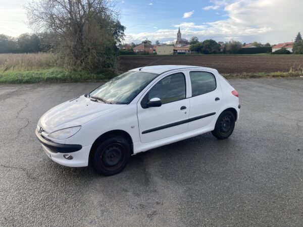 PEUGEOT 206 1.4i BOITE AUTO – Image 2