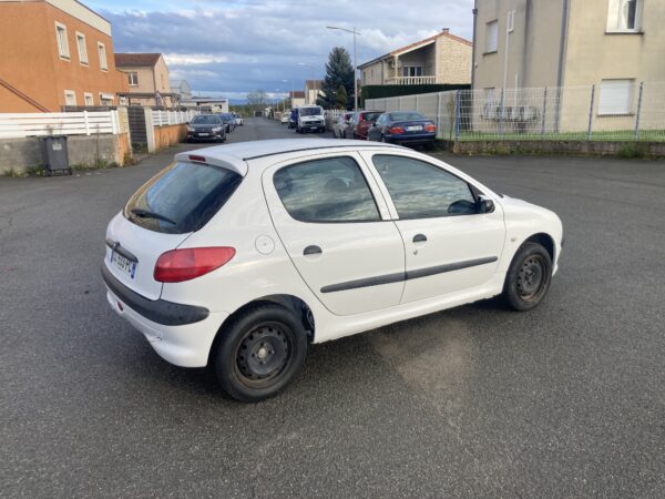 PEUGEOT 206 1.4i BOITE AUTO – Image 5
