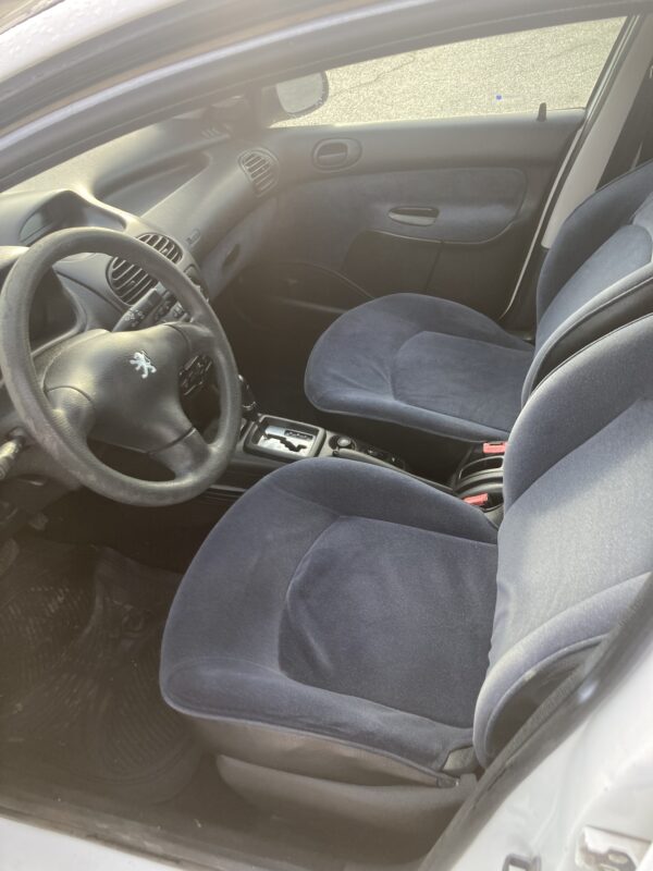 PEUGEOT 206 1.4i BOITE AUTO – Image 8