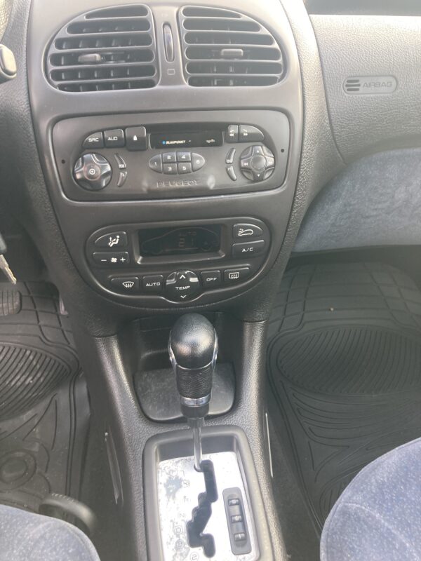PEUGEOT 206 1.4i BOITE AUTO – Image 9