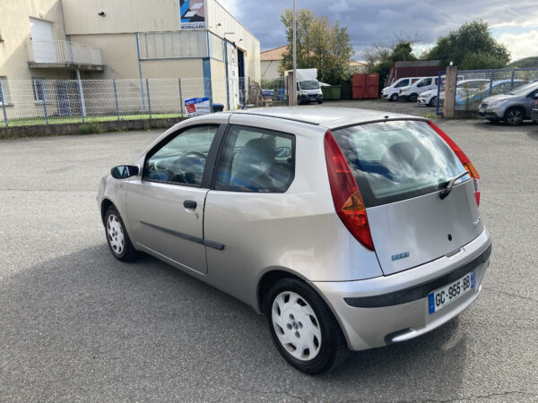 FIAT PUNTO 1.2i 16v ELX 80cv – Image 8