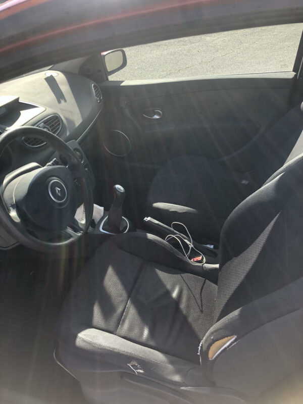 RENAULT CLIO III 1.6i 110CV – Image 8