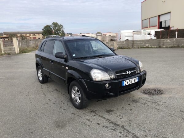 HYUNDAI TUCSON 2.0 CRDI 4WD – Image 4