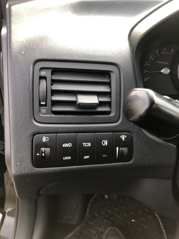 HYUNDAI TUCSON 2.0 CRDI 4WD – Image 13