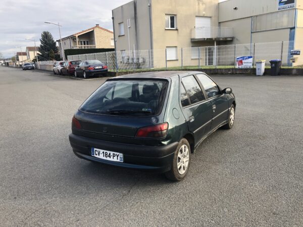 PEUGEOT 306 1.9 TD – Image 6