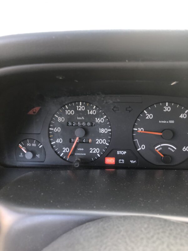 PEUGEOT 306 1.9 TD – Image 10