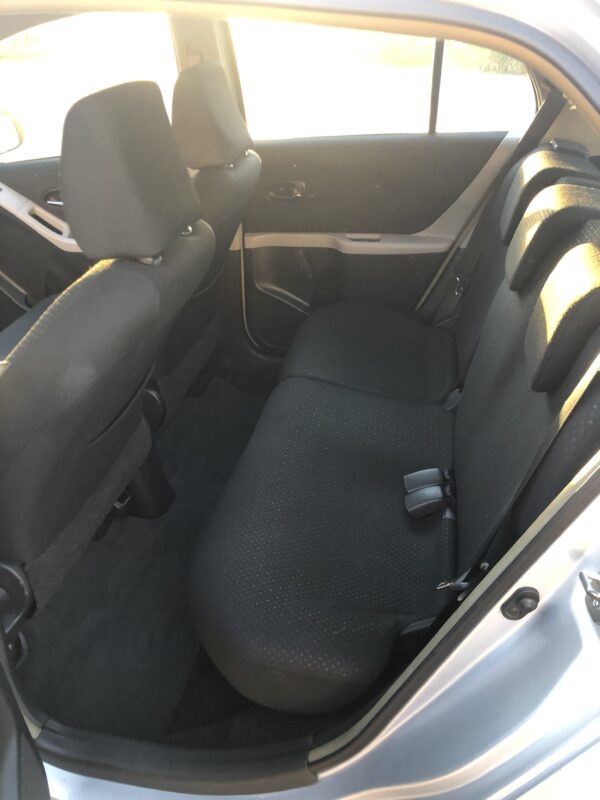 TOYOTA YARIS 1.4 D4D 90cv – Image 11
