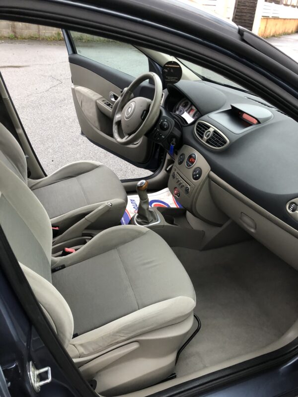 Renault Clio III 1.6 110cv – Image 11