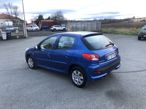Peugeot 206+ 1.4 75cv – Image 7