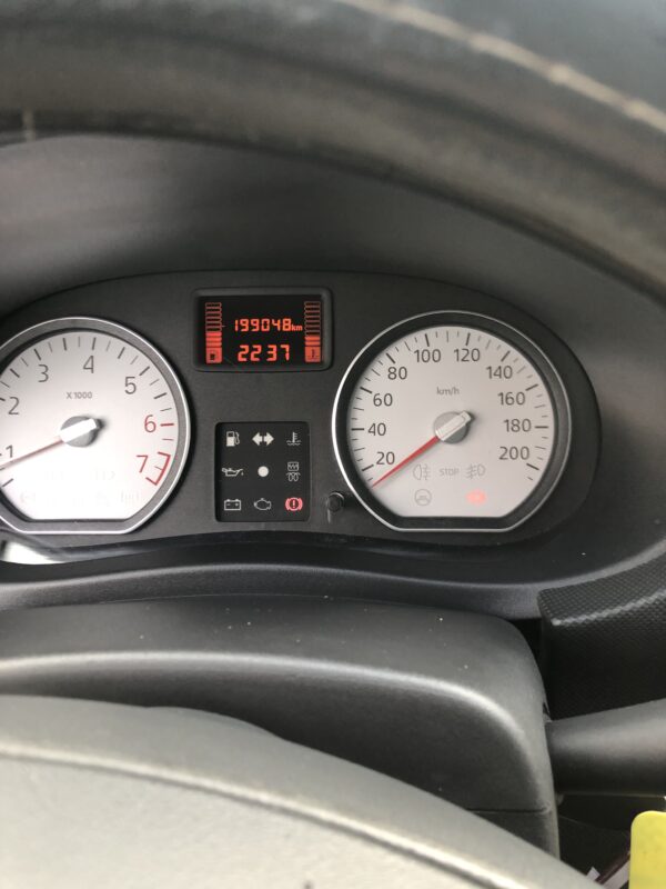 DACIA SANDERO 1.4 ESS + GPL 75cv – Image 10