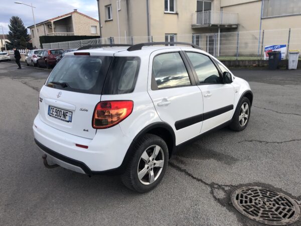 SUZUKI SX4 2.0 DDIS 4X4 135cv – Image 5