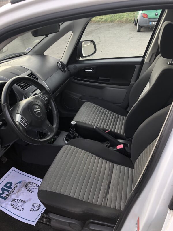 SUZUKI SX4 2.0 DDIS 4X4 135cv – Image 8