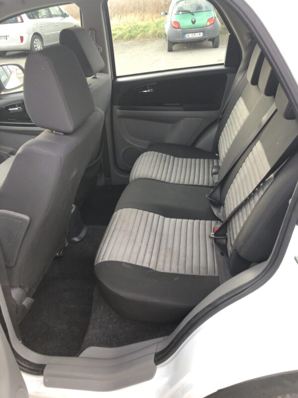 SUZUKI SX4 2.0 DDIS 4X4 135cv – Image 14