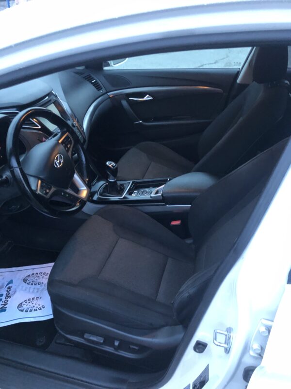 HYUNDAI I40 1.7 CRDI 136cv – Image 8