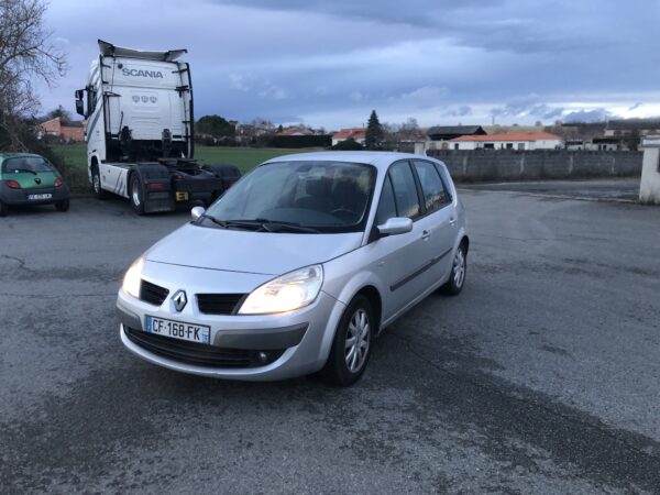 RENAULT SCENIC 1.5 Dci 105cv – Image 3