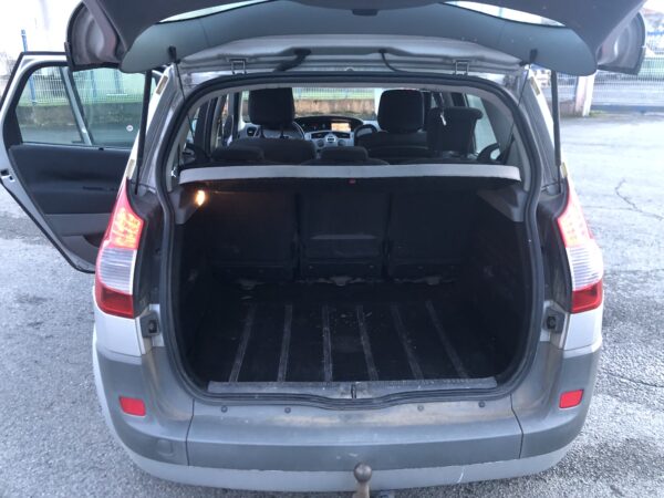RENAULT SCENIC 1.5 Dci 105cv – Image 12